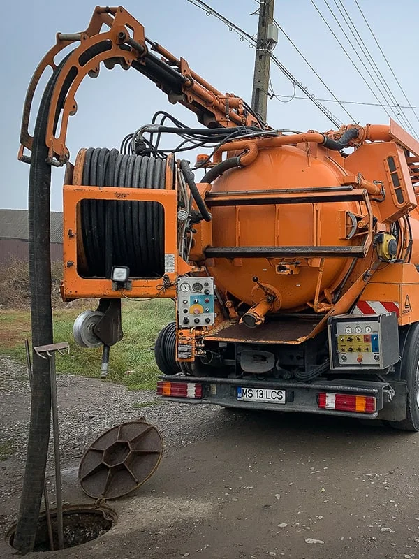 Desfundare canalizare {{brizy_dc_image_alt imageSrc=