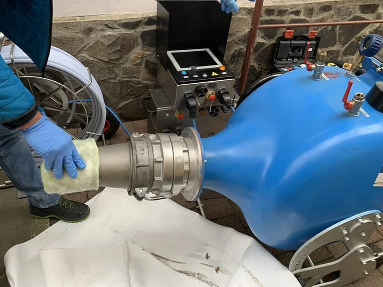 Reablitate conducte canalizare Mures 72 Reablitate conducte canalizare Mures cu tehnologia BlueLight