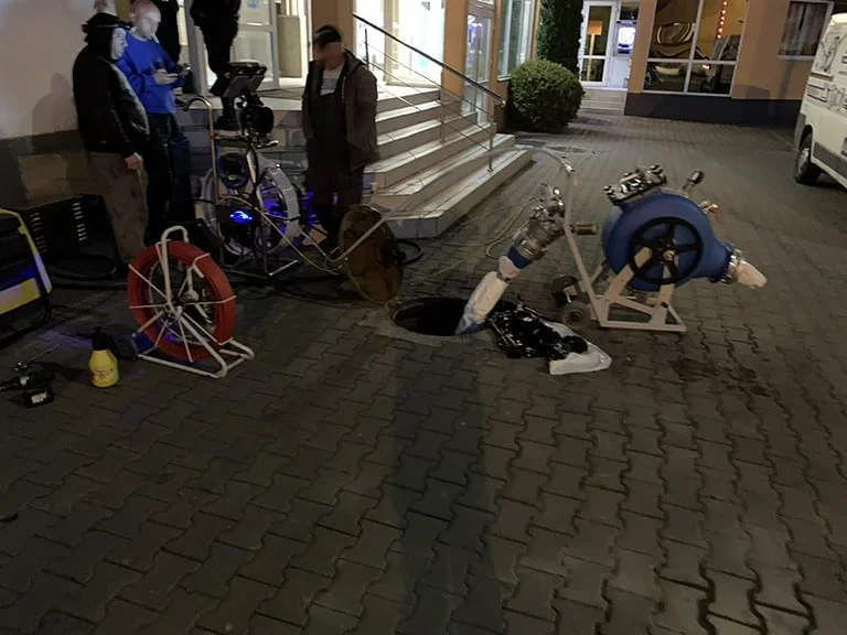 Reparatii conducte canalizare Sibiu 56 Reparatii conducte canalizare Sibiu cu tehnologia BlueLight