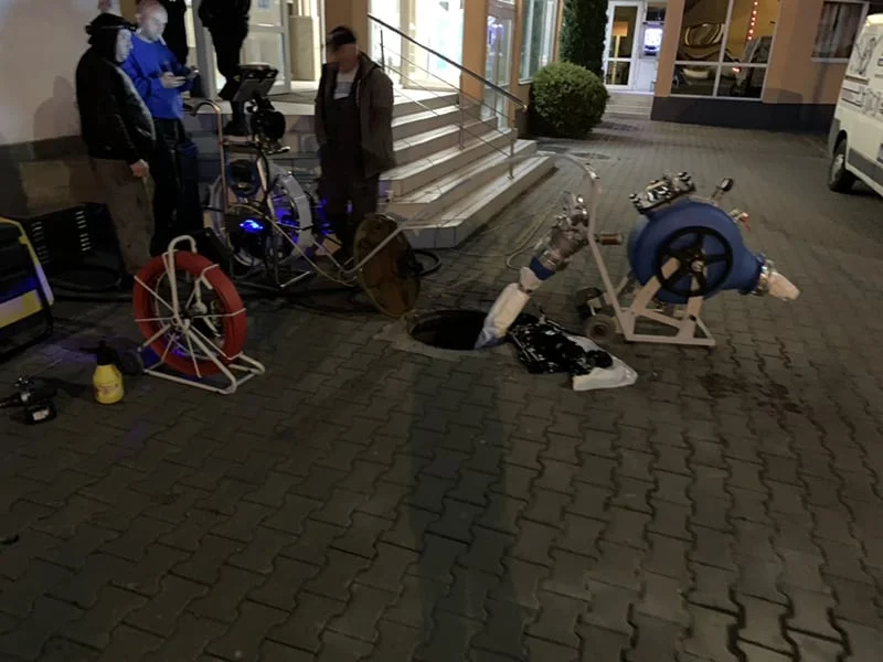 Reparatii conducte canalizare Sibiu cu tehnologia BlueLight